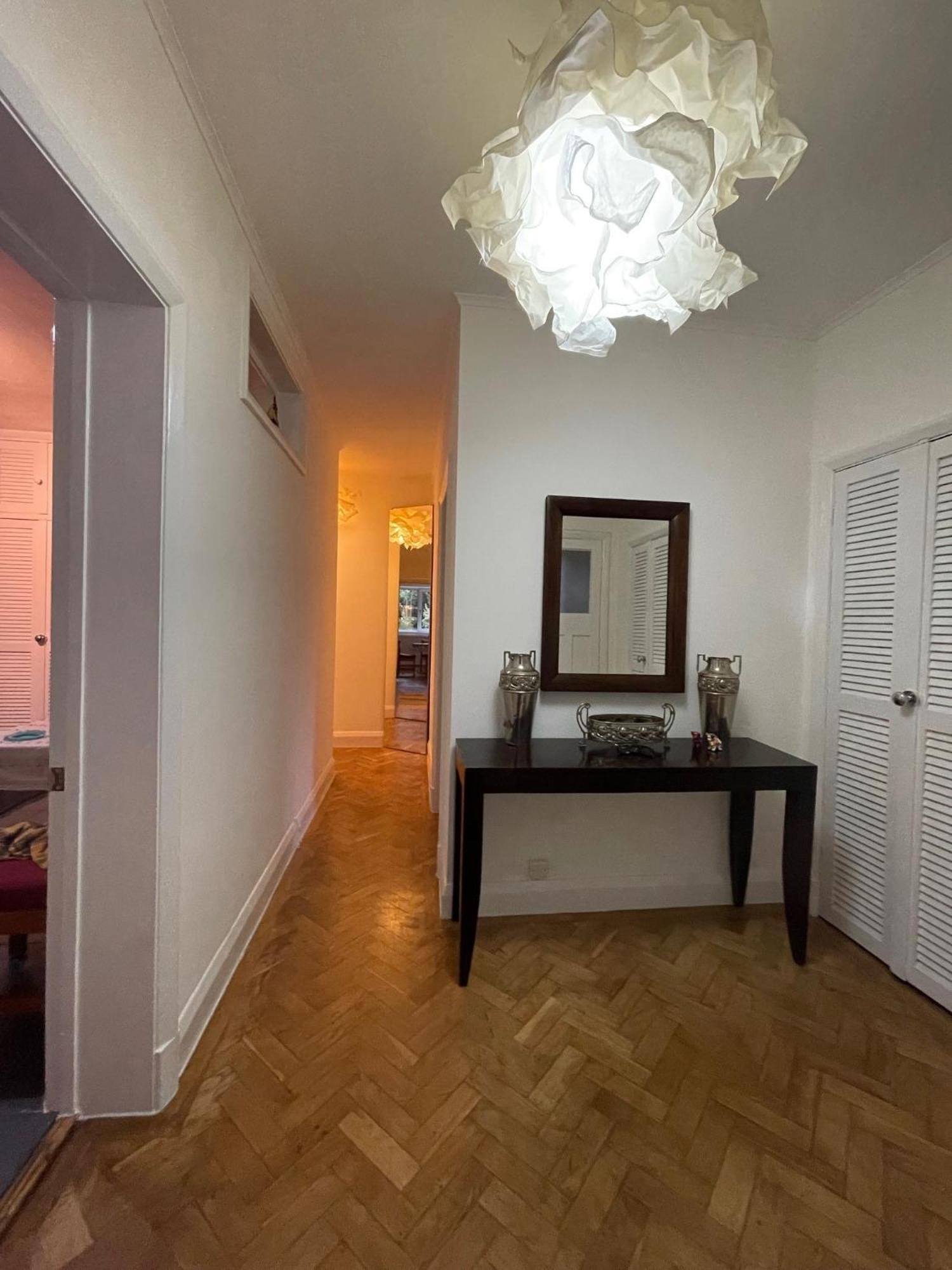 Large Double Bedroom 10 Minutes To Londen