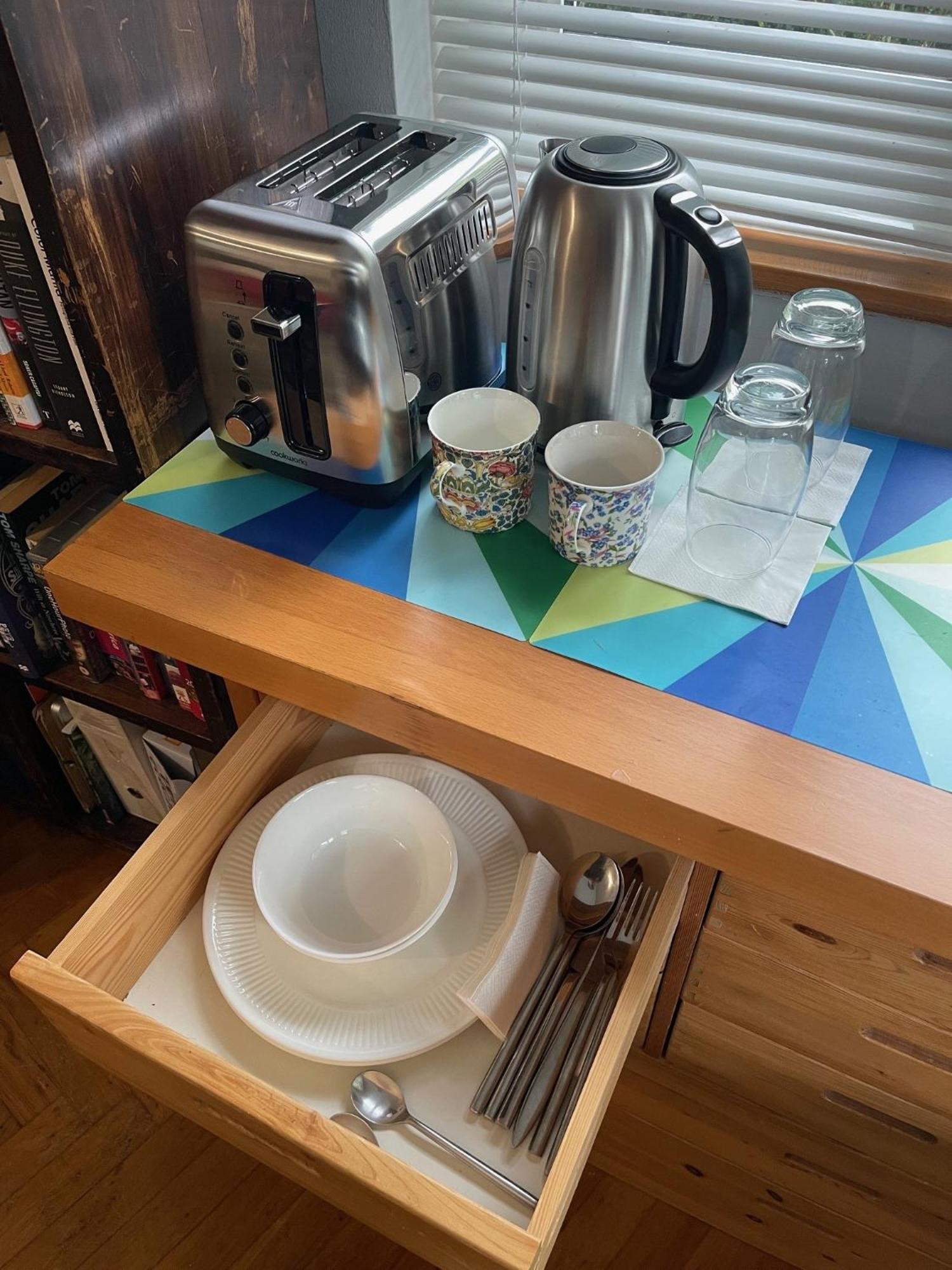 Large Double Bedroom 10 Minutes To Gasthuis Londen